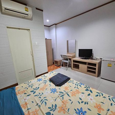 Апартаменты Baan Malee Пхукет Экстерьер фото